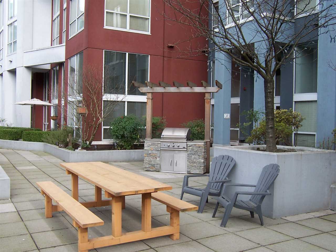 308-933 Seymour St