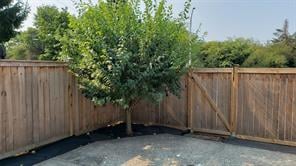 382 Burnside Rd