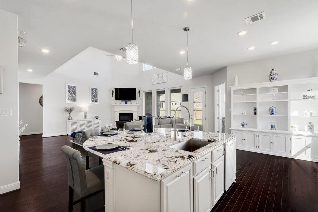 20609 Rolling Creek Rd