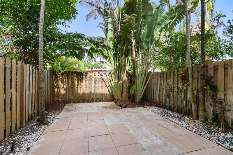 830 NE 19th Ave Unit #830