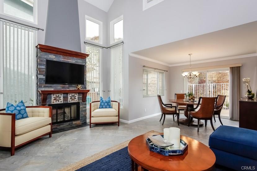 55 La Costa Ct