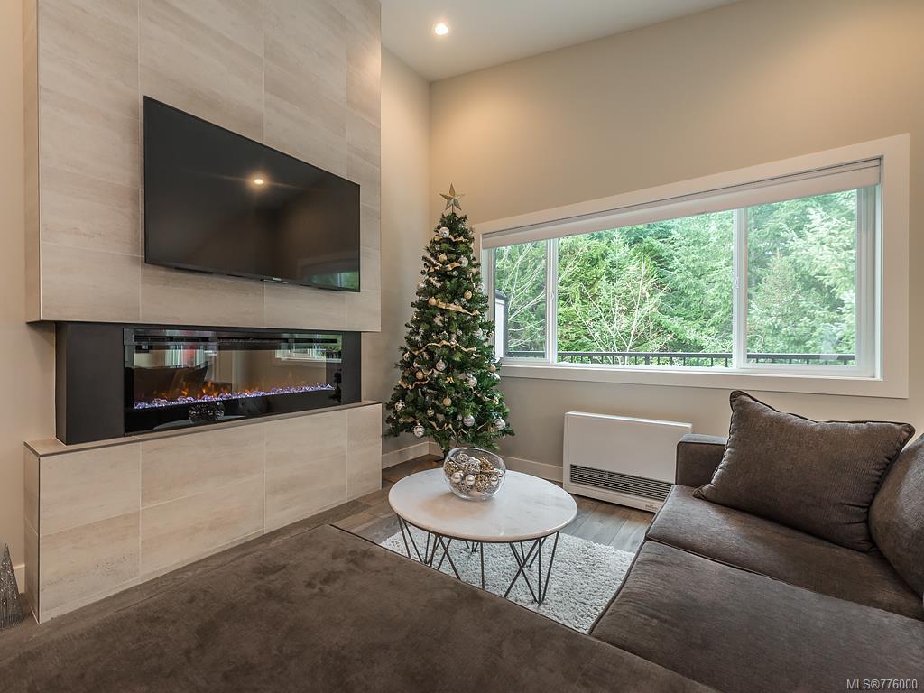 110-1021 Springboard Pl, Langford
