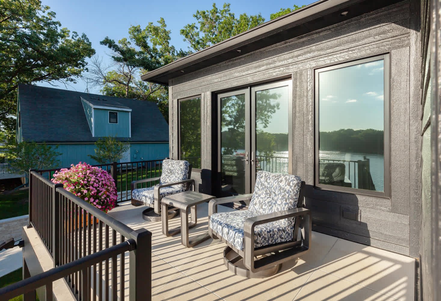 5065 Panorama Drive