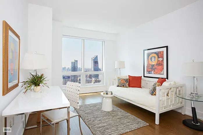 350 W 42ND ST #54G