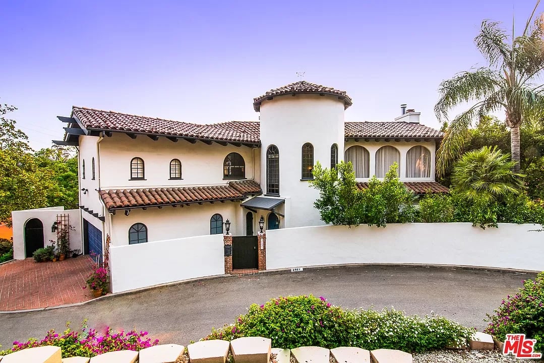2827 La Castana Dr
