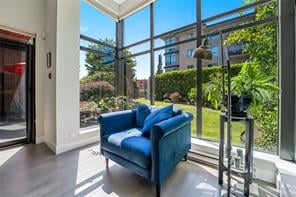 104-300 Waterfront Cres