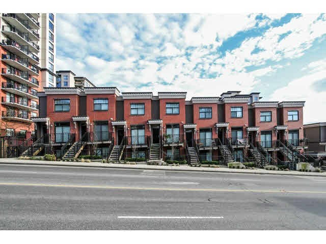 207-828 Royal Ave