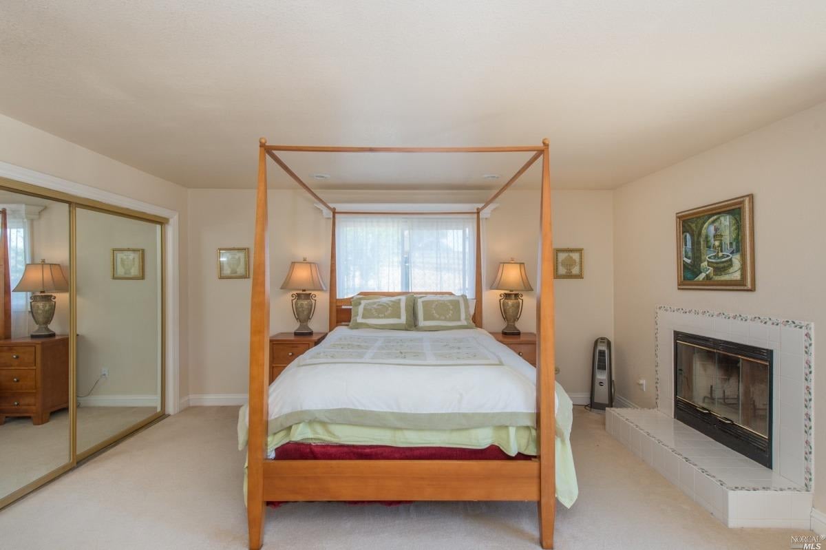1660 Old Adobe Rd