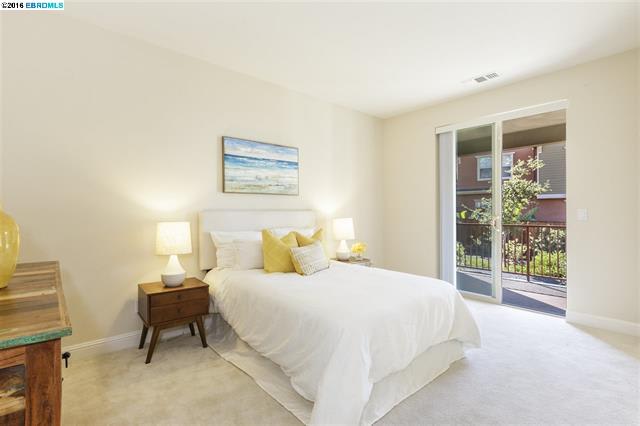 6463 Bayview Dr, Oakland, CA 94605