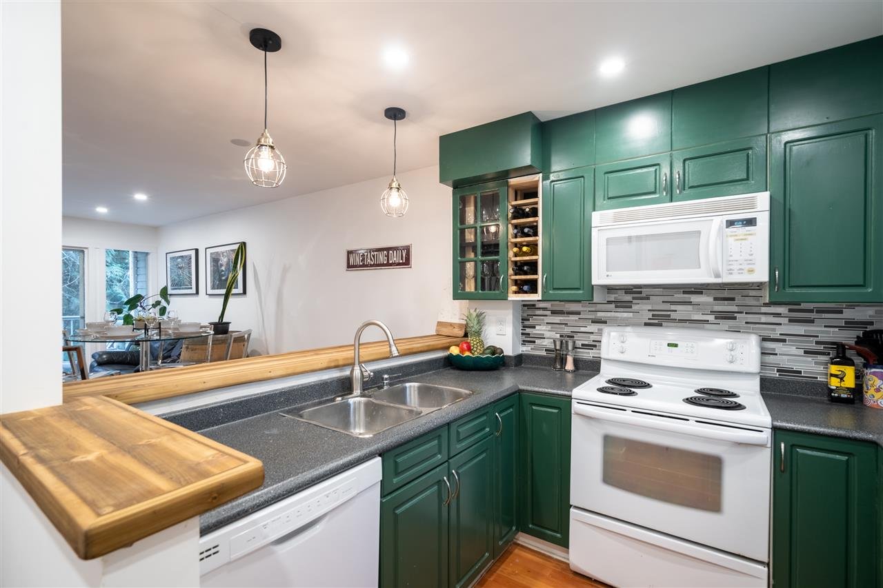 34-2978 Walton Ave
