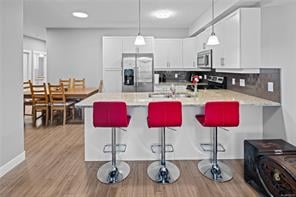 203-938 Dunford Ave