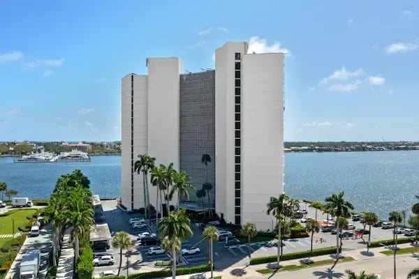 Trianon West Palm Beach