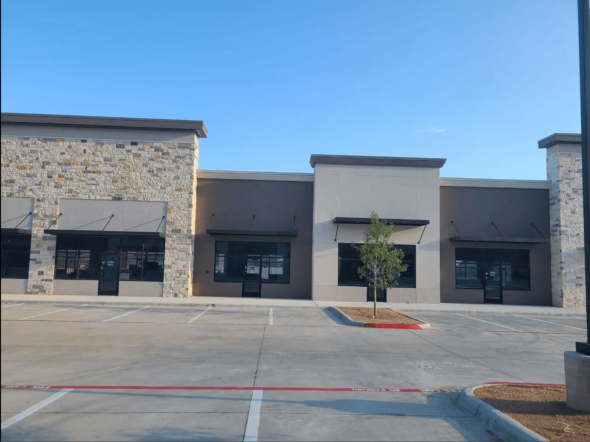 Retail Condo Sale on Ronald Reagan Blvd