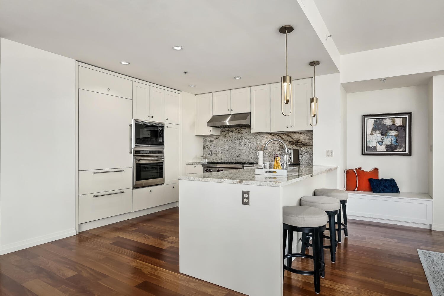 500 106th Avenue NE, Unit 601