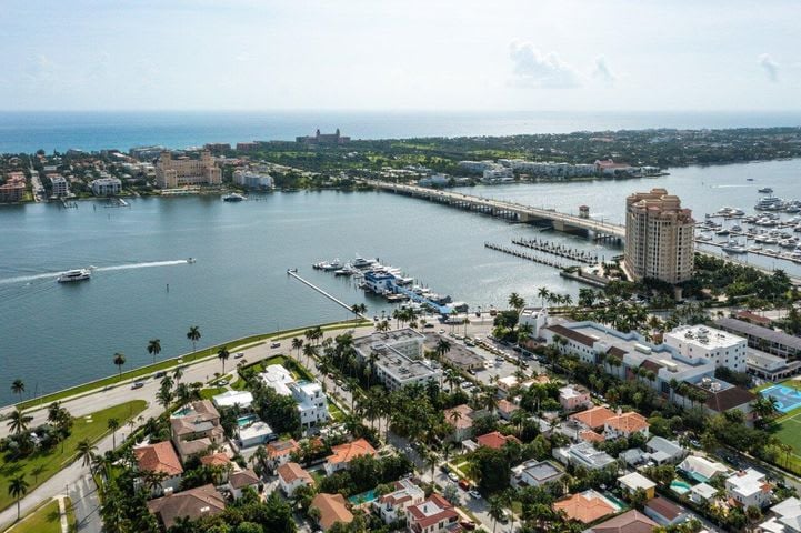 917 N Flagler Drive 108