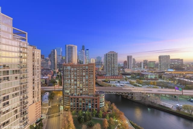 510 W Erie St #2301
