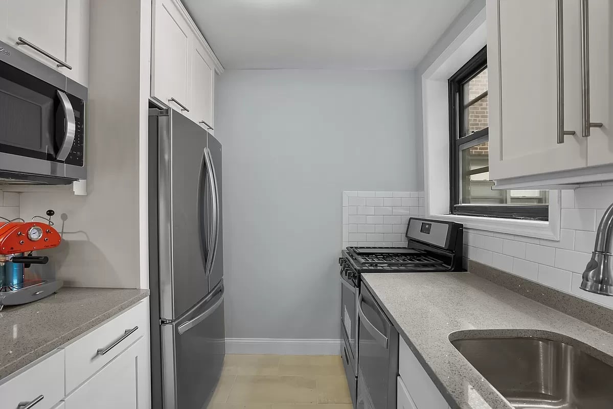 70 Park Terrace East Unit: 6I