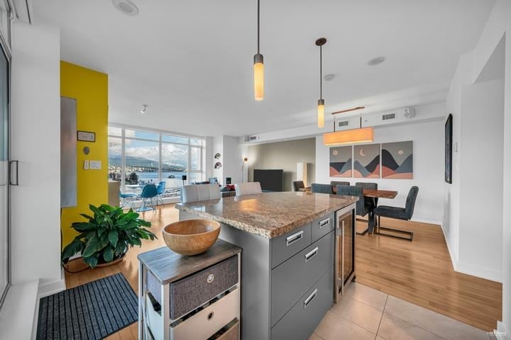 1101-1616 Bayshore Dr