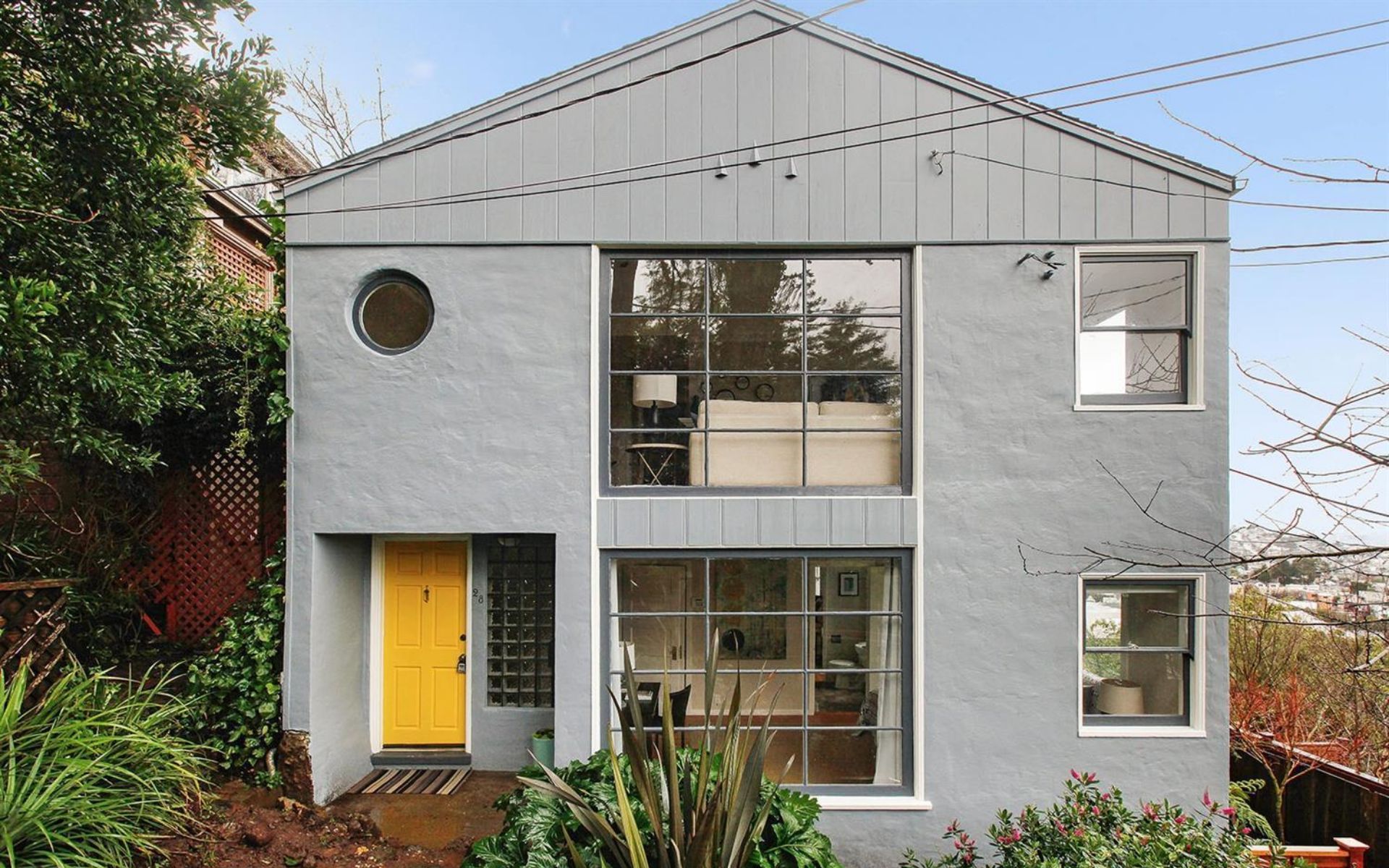 28 Harry St