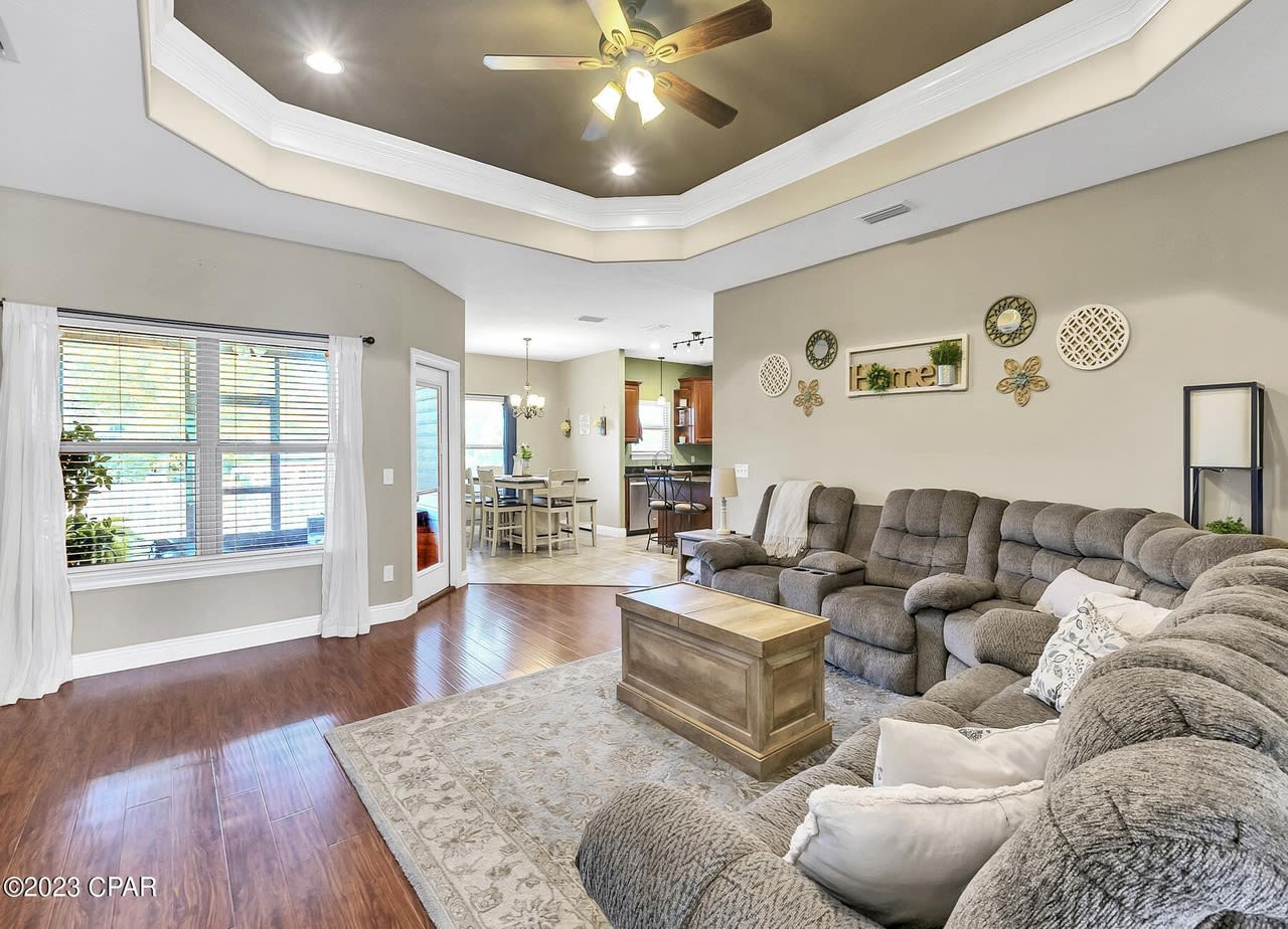 5612 DUNE CREEK Trail