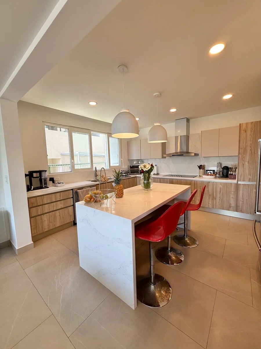 Smart View Townhouse, Escazu, San Jose