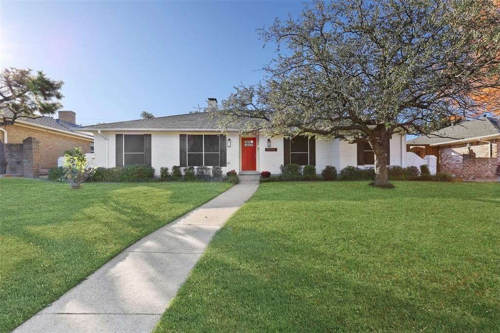 9262 Whitehurst Dr