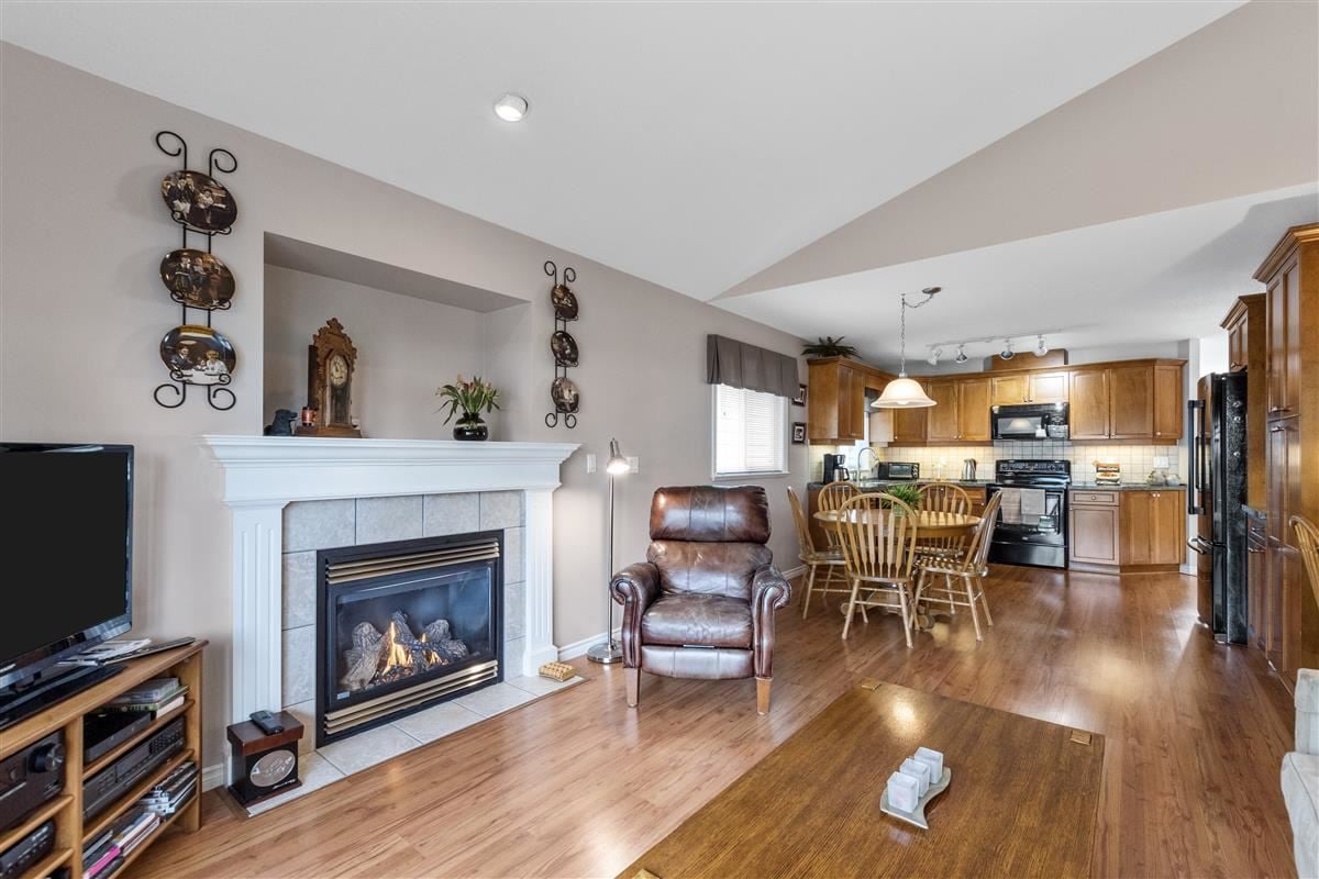 23775 110b Ave