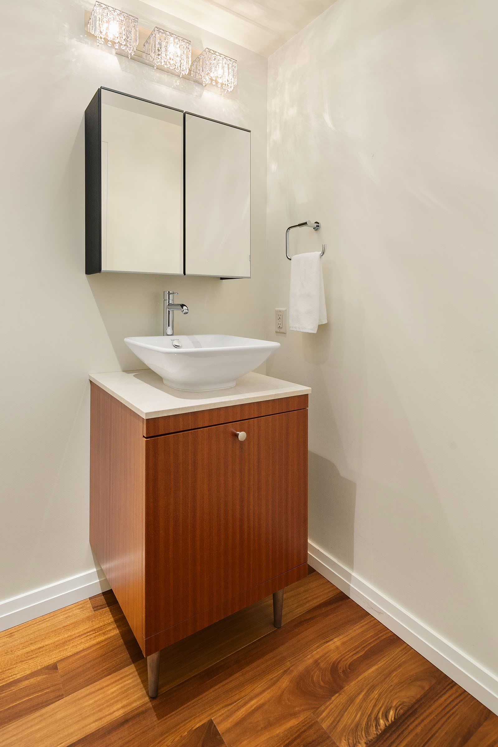 500 106th Avenue NE, Unit 1115