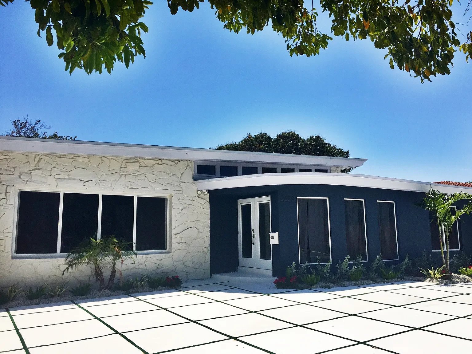 1320 Daytonia Rd