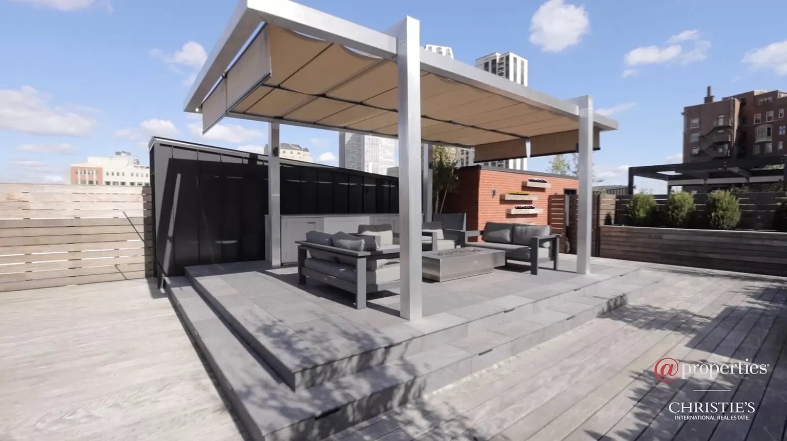 445 W Arlington, Unit 4W