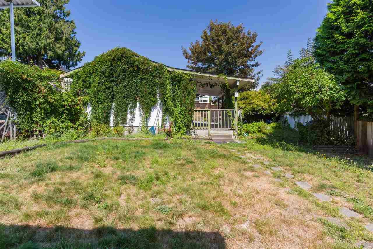 351 Alberta St