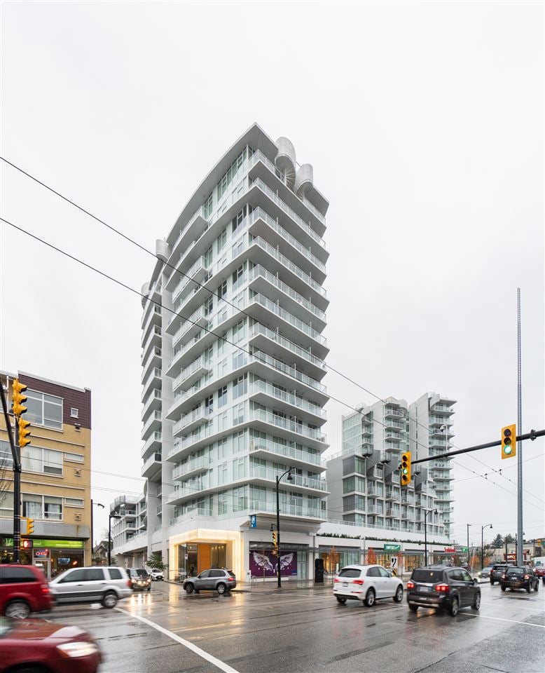 703-2220 Kingsway