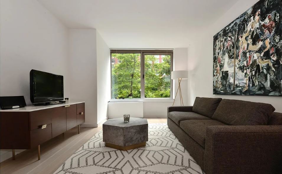 212 Warren Street Unit: 1B