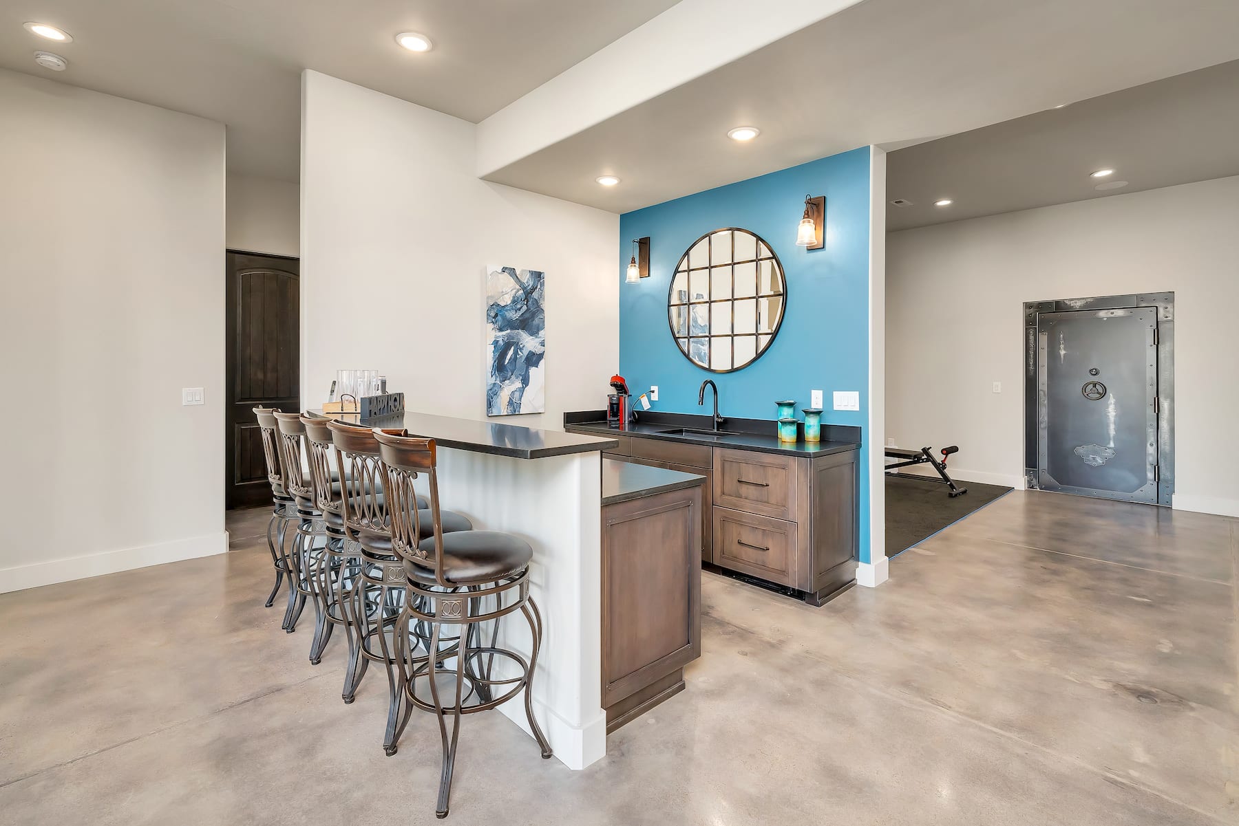7590 Raphael Lane
