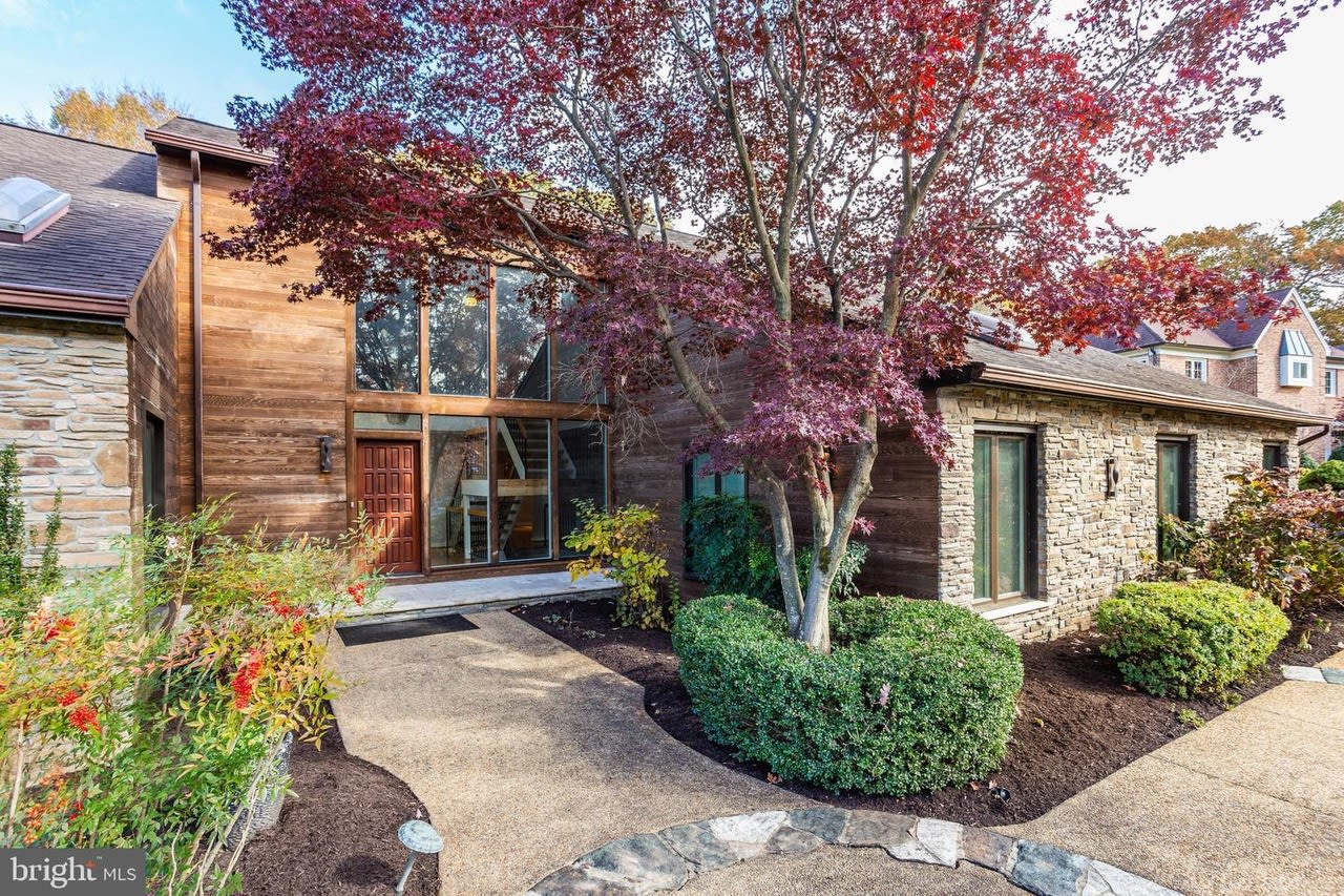 10312 HICKORY FOREST DRIVE