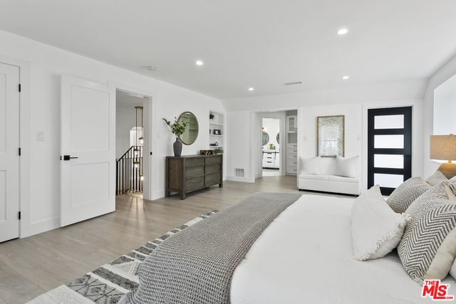 4020 Hepburn Ave