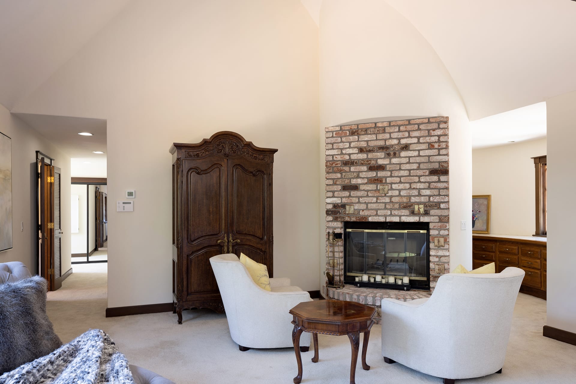 Pebble Beach Manor - 1263 Sombria Lane