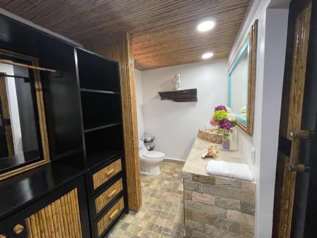 3 Bedroom Home Plus 8 Cabins, Pool, Caretaker House, Tons of Room to Expand