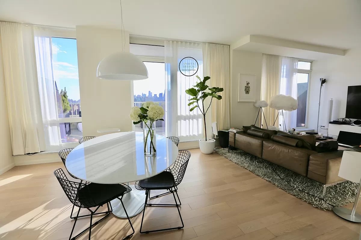 340 East 23rd Street SKYHOUSE-C