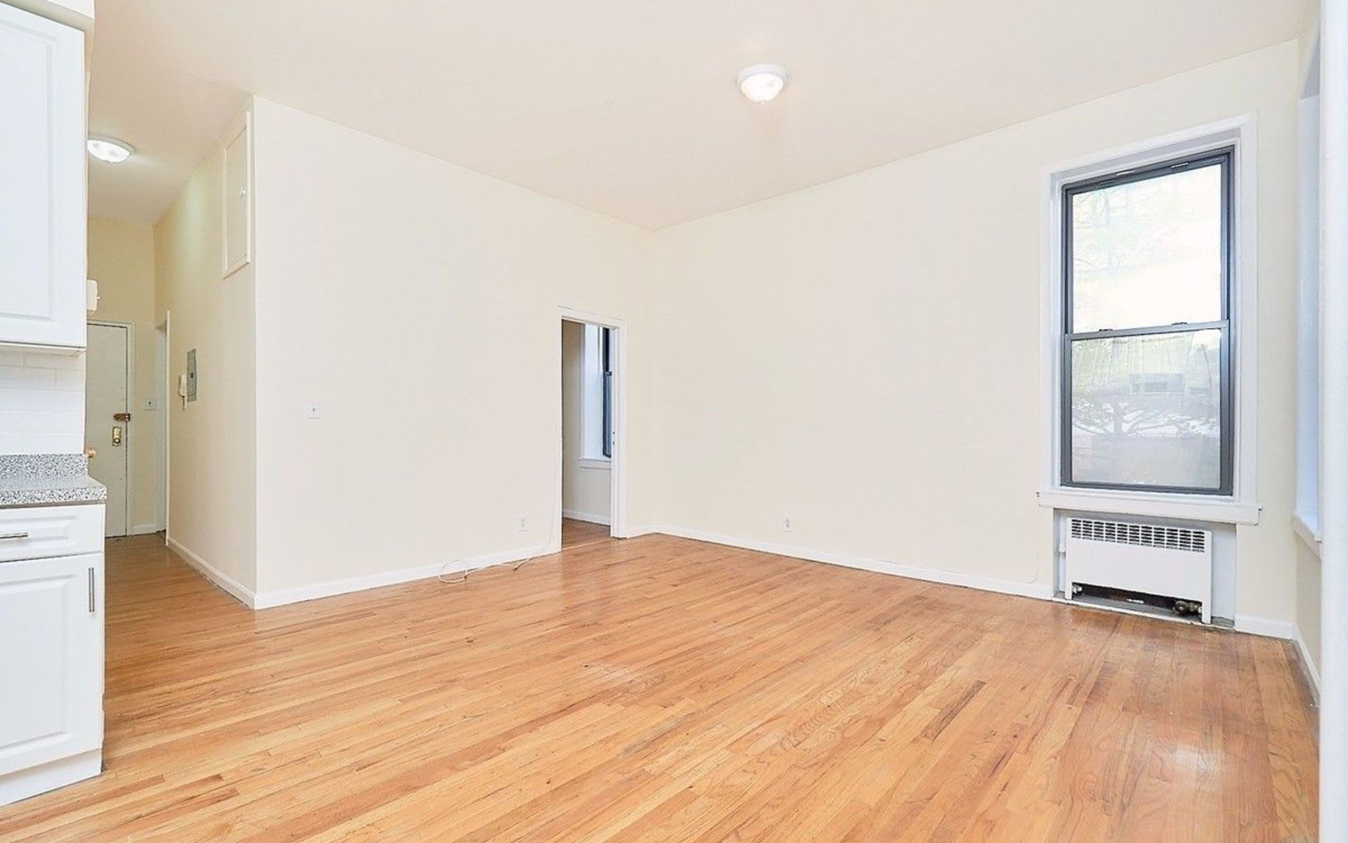 300 East 69th St, #2E