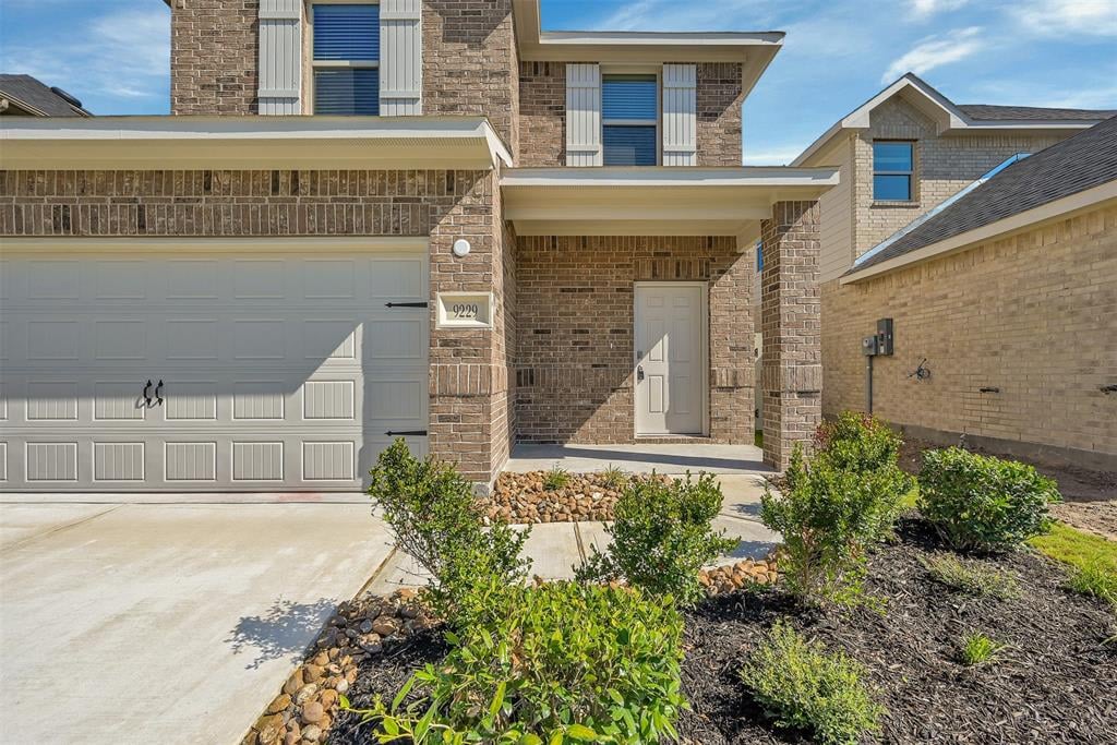 9229 Inland Leather Ln