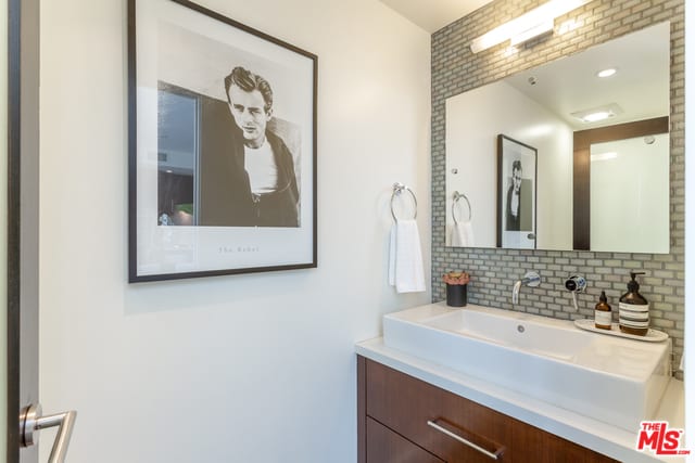 125 Pacific St #3