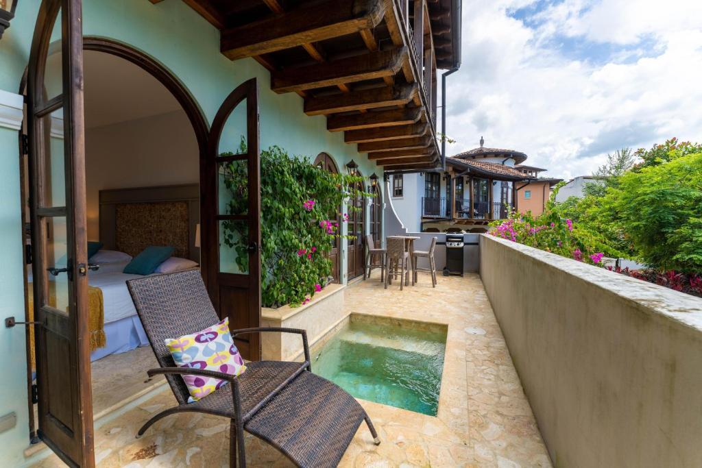 Plaza Flat with Splash Pool, Flamingo, Guanacaste