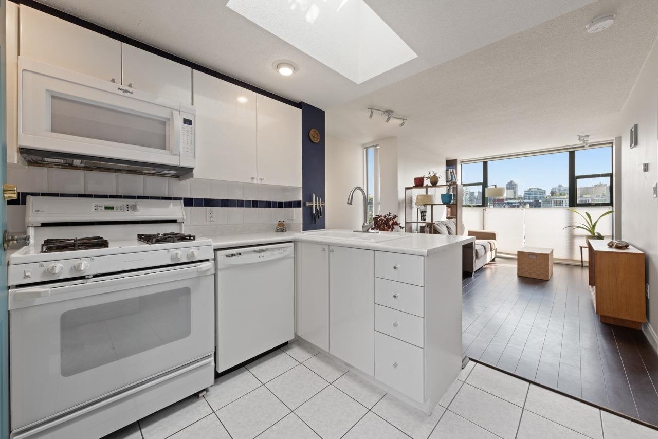 411-1630 W 1st Avenue, Vancouver
