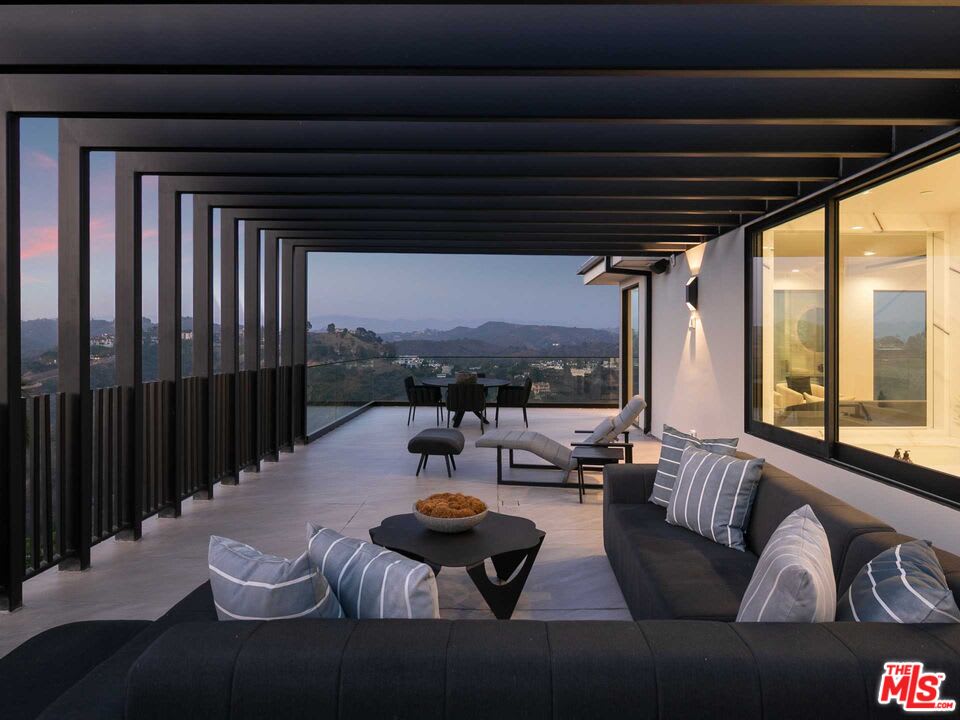 Legacy House