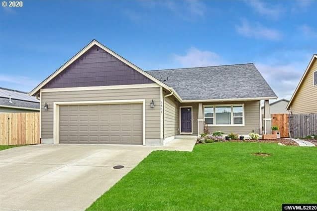 3461 Hawk Arrow Dr