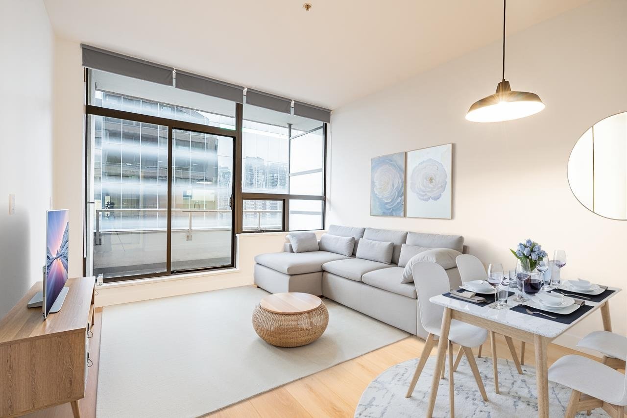 702-1010 Howe Street, Vancouver