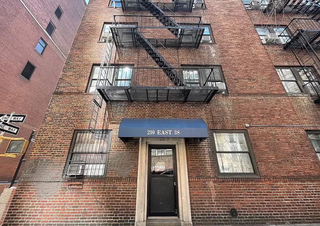 210 East 38th Street, Apt 4-H