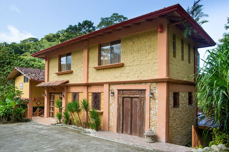 Casa Manakin, Luxury getaway that pays for itself