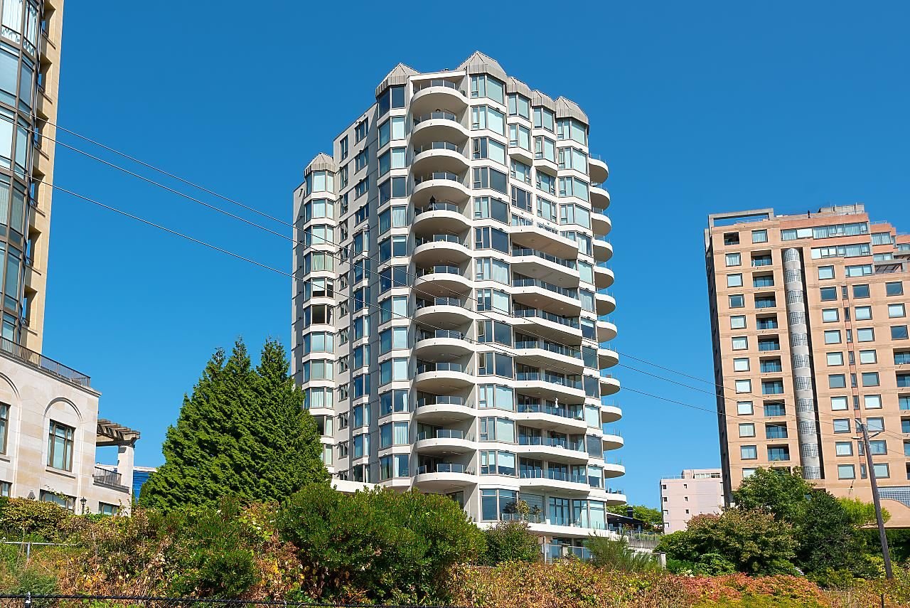 201-2280 Bellevue Ave